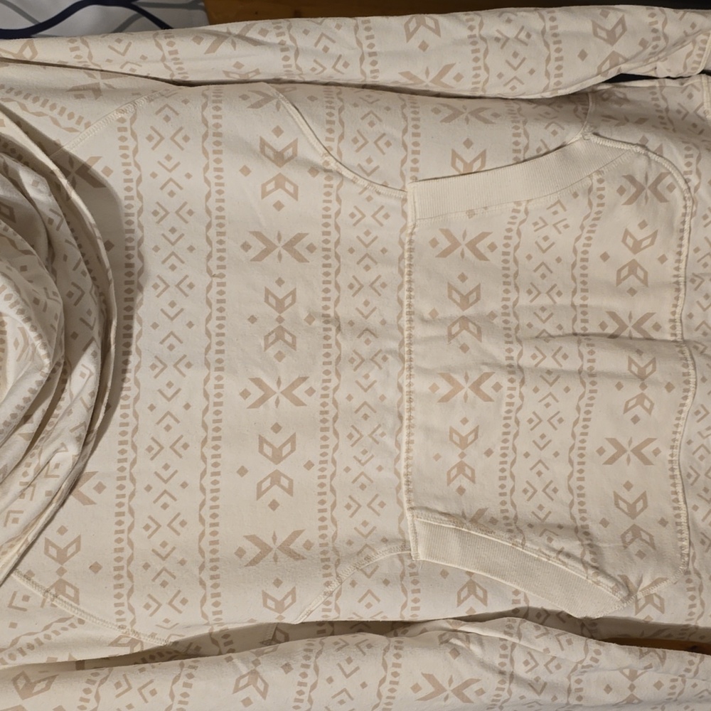 L.L. Bean Womens Cream Patterned Hoodie